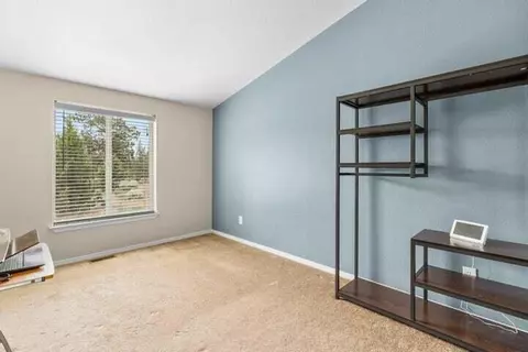 64945 Mcgrath Rd, Bend, OR 97701 photo 20