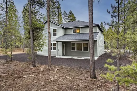Exterior - 17200 Glendale Rd, Bend, OR 97707 photo 14 of 16