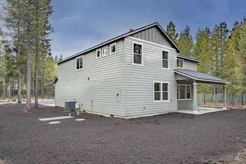 Exterior - 17200 Glendale Rd, Bend, OR 97707 photo 15 of 16