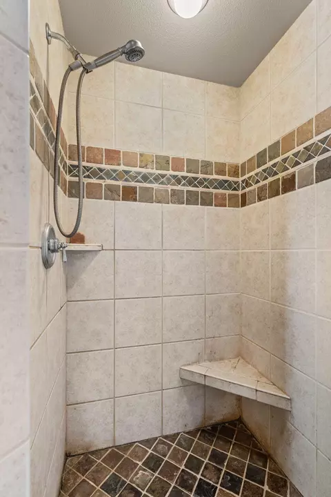 61489 Linton Loop, Bend, OR 97702 photo 21