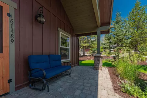 61489 Linton Loop, Bend, OR 97702 photo 3