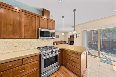 61489 Linton Loop, Bend, OR 97702 photo 13