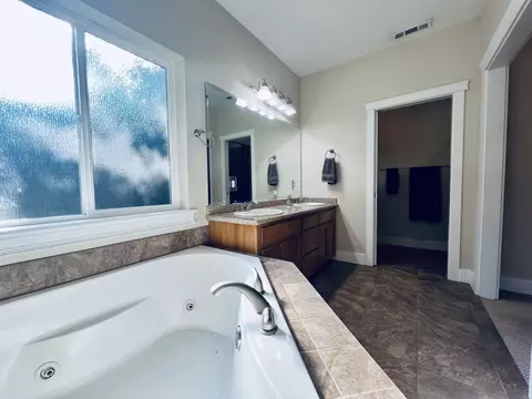 1139 Michael Ln, Eagle Point, OR 97524 photo 28