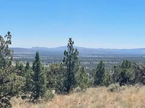 6298 NW Hemlock Pl, Prineville, OR 97754