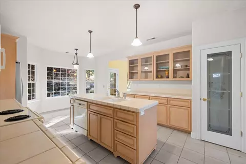 424 Cleveland St, Shady Cove, OR 97539 photo 8