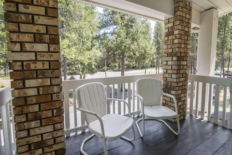 Exterior - 56699 Lunar Dr, Bend, OR 97707 photo 3 of 12
