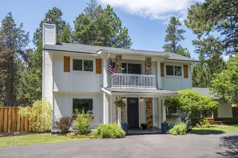 Exterior - 56699 Lunar Dr, Bend, OR 97707 photo 2 of 12