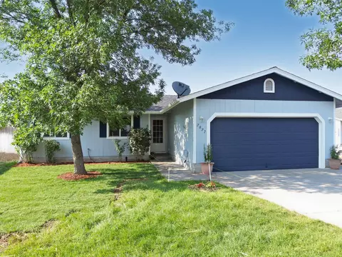 2827 SW Pumice Ave, Redmond, OR 97756