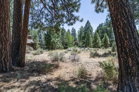 19547 Green Lakes Loop, Bend, OR 97702 photo 1