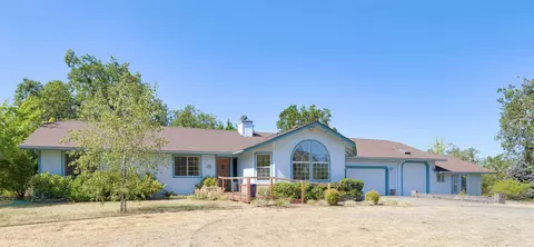 241 Sun Oak Way, Grants Pass, OR 97526