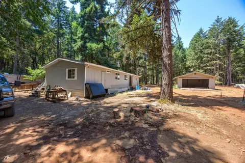 1082 Marcy Loop Rd, Grants Pass, OR 97527