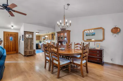 64510 Sylvan Loop, Bend, OR 97701 photo 6