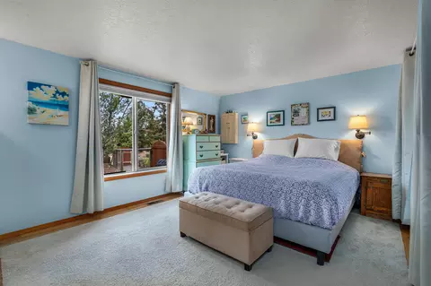 64510 Sylvan Loop, Bend, OR 97701 photo 9