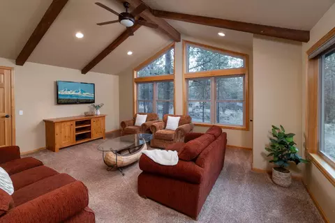 Living - 57404 Quartz Mountain Ln, Sunriver, OR 97707 photo 3 of 3