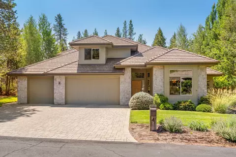 18025 N Course Ln #4, Sunriver, OR 97707