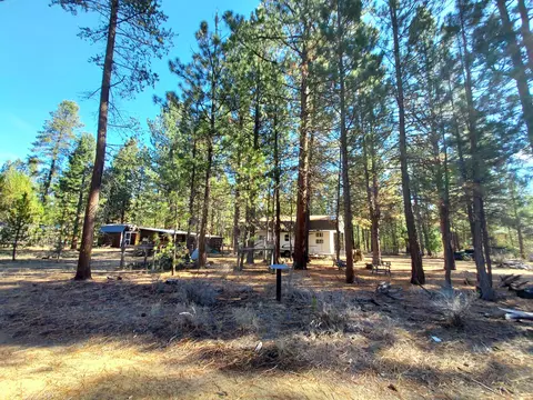 51608 Pine Loop Dr, La Pine, OR 97739 photo 3
