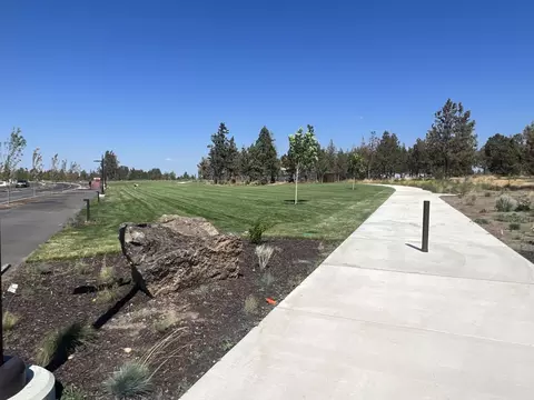 3746 NE Suchy St, Bend, OR 97701 photo 84