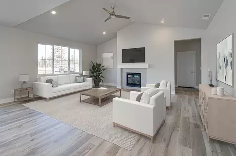 3103 NE Rock Ledge Ave, Bend, OR 97701 photo 2
