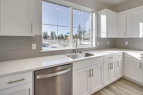 3103 NE Rock Ledge Ave, Bend, OR 97701 photo 9
