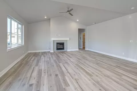 3103 NE Rock Ledge Ave, Bend, OR 97701 photo 16