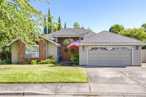 656 Vincent Ave, Central Point, OR 97502