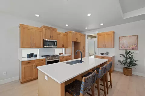 60876 SEpic Pl, Bend, OR 97702 photo 3