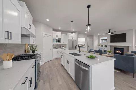 60875 SEpic Pl, Bend, OR 97702 photo 3