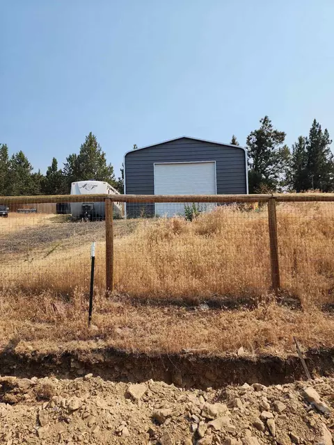 11672 NW Grimes Ave, Prineville, OR 97754