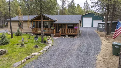 53180 Woodstock Dr, La Pine, OR 97739