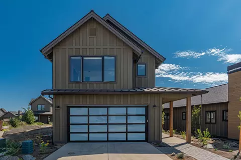 61292 Mcroberts Ln #25, Bend, OR 97702