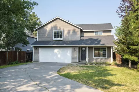 117 N Darkhorse Ln, Sisters, OR 97759