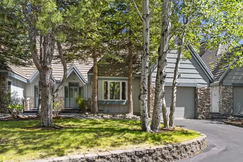 57002 Peppermill Cir #10-A, Sunriver, OR 97707