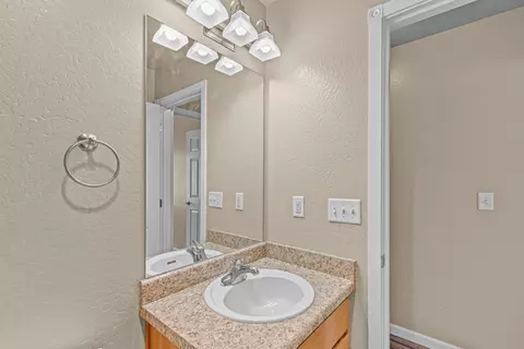 314 Live Oak Loop, Central Point, OR 97502 photo 17