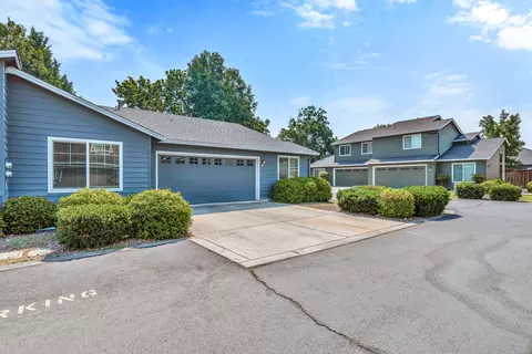 314 Live Oak Loop, Central Point, OR 97502 photo 33