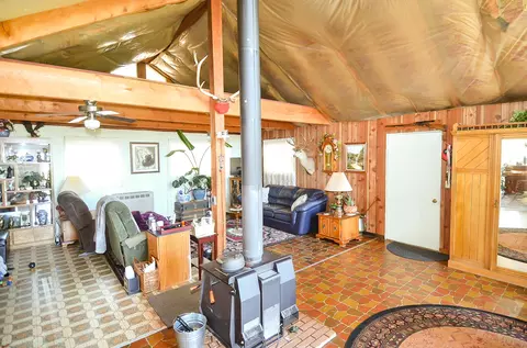 Living - 62305 Haggard Loop, John Day, OR 97845 photo 4 of 4