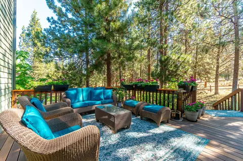 Exterior - 210 NW Skyliner Summit Loop, Bend, OR 97703 photo 3 of 15