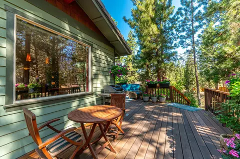 Exterior - 210 NW Skyliner Summit Loop, Bend, OR 97703 photo 9 of 15
