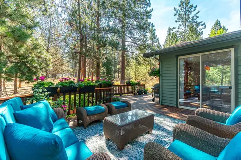 Exterior - 210 NW Skyliner Summit Loop, Bend, OR 97703 photo 6 of 15