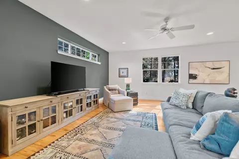 Living - 210 NW Skyliner Summit Loop, Bend, OR 97703 photo 3 of 4
