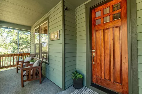 Entry Way - 210 NW Skyliner Summit Loop, Bend, OR 97703 photo 1 of 4