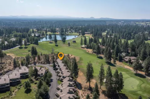 19557 Painted Ridge Loop, Bend, OR 97702 photo 2