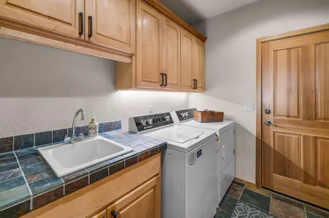 19557 Painted Ridge Loop, Bend, OR 97702 photo 23