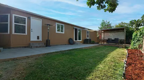 27 Bridgeport Dr, Eagle Point, OR 97524 photo 36