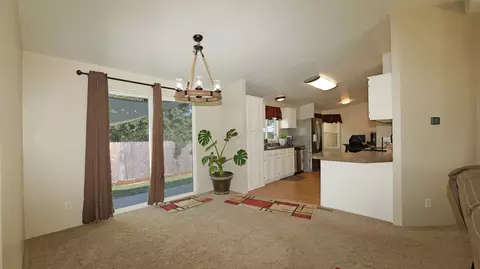 27 Bridgeport Dr, Eagle Point, OR 97524 photo 6