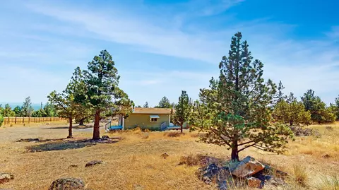 65435 78th St, Bend, OR 97703 photo 19