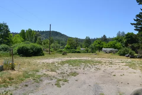 2493 Williams Hwy, Grants Pass, OR 97527