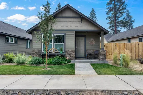 1831 W Hill Ave, Sisters, OR 97759