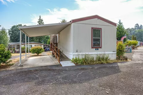 22071 Highway 62 # 31, Shady Cove, OR 97539