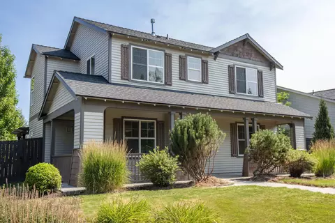 20720 Patriot Ln, Bend, OR 97701