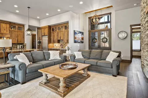 56911 Dancing Rock Loop, Bend, OR 97707 photo 9